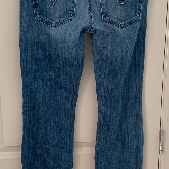 Women’s Jeans - Picture 4 of 6